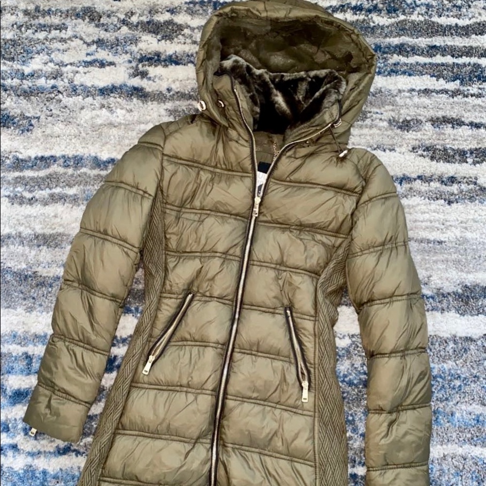 *BRAND NEW* Winter Jacket